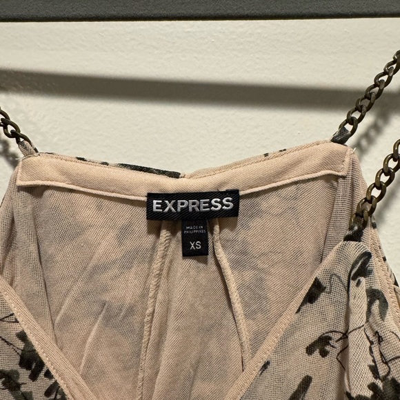 Express tank top - Picture 3 of 4